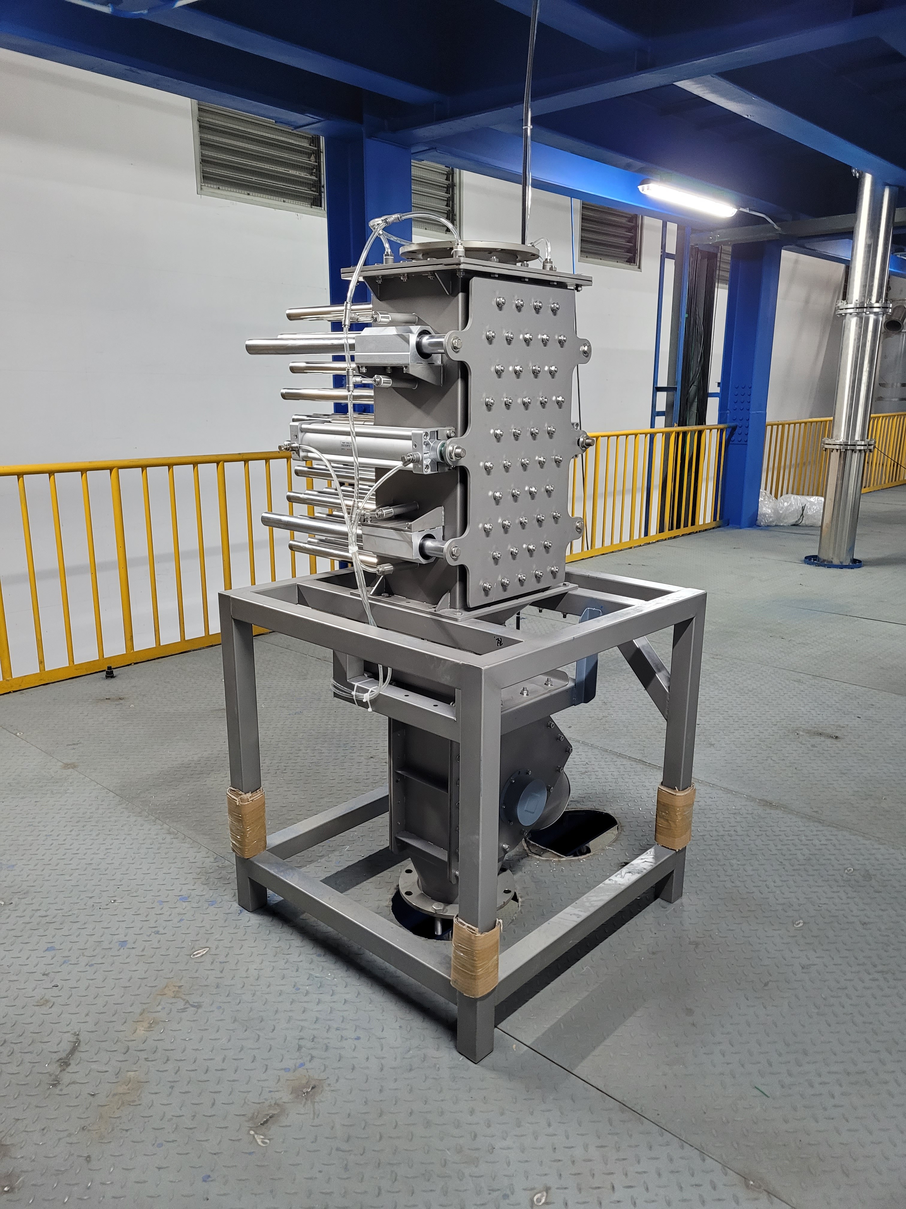 Biber Tozu Üretiminde Demir Safsızlıklarının Tehlikeleri ve Manyetik Ayırıcıların Anahtar Rolü